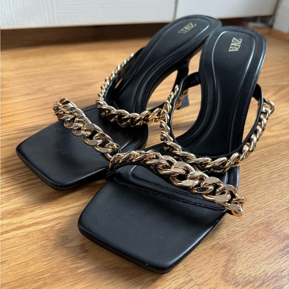 Zara Black Sandals with Gold Chain Accent